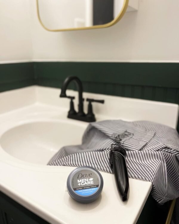 Dove Men+Care Ultra-Hydra Cream with 24 Hour Moisturization, 2.53 FL OZ (Pack of 4)