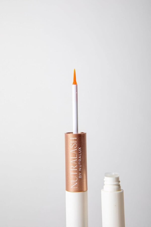 61IgRK89AlL._SL1500_.jpg NutraLash by Nutralux Brow and Lash Growth Serum with Organic Ingredients For sensitive eyes - non-irritating: Castor Oil (hexane free) + Vitamin E + Keratin + Biotin, Peptides, Swertia Japonica Extract, Pumpkin Seed Oil, Acorus Calamus Root Extract, Panax Ginseng Extract, Pentylene Glycol conditioning for hair growth