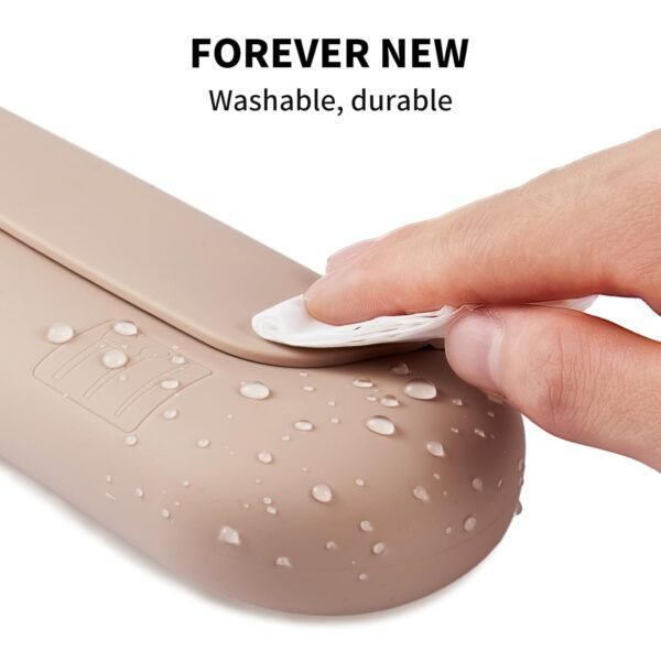 61MWH6qqLAL._SL1500_.jpg Silicone Makeup Brush Holder Travel Cosmetic Bag:Soft Portable Cosmetic Face Brushes Holder with Upgrade Anti-Fall Out Magnetic Closure, Large Travel Makeup Brush Case - Walnut