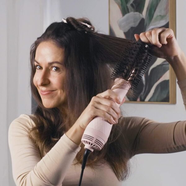 61MYDEZ1UyL._AC_SL1200_.jpg L'ANGE HAIR Le Volume 2-in-1 Titanium Blow Dryer Brush | Hot Air Brush in One with Oval Barrel | Hair Styler for Smooth, Frizz-Free Results for All Hair Types (Blush - 75 mm)