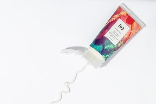 R+Co HIGH DIVE Moisture + Shine Crème | Leave-In Hydrating Cream for Smooth, Frizz-Free Hair | Adds Softness, Shine & Manageability | Vegan & Color-Safe