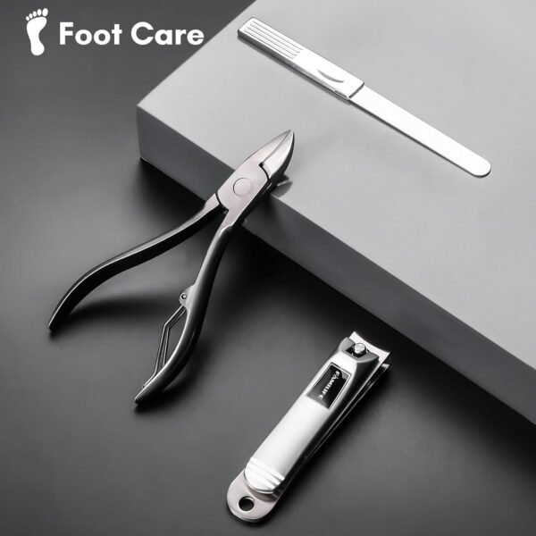 FAMILIFE Manicure Set, Professional Manicure Kit Nail Clippers Set 11 in 1 Stainless Steel Pedicure Tools Nail Kit Men Grooming Tool with Portable Brown Leather Travel Case Luxury Gifts for Him