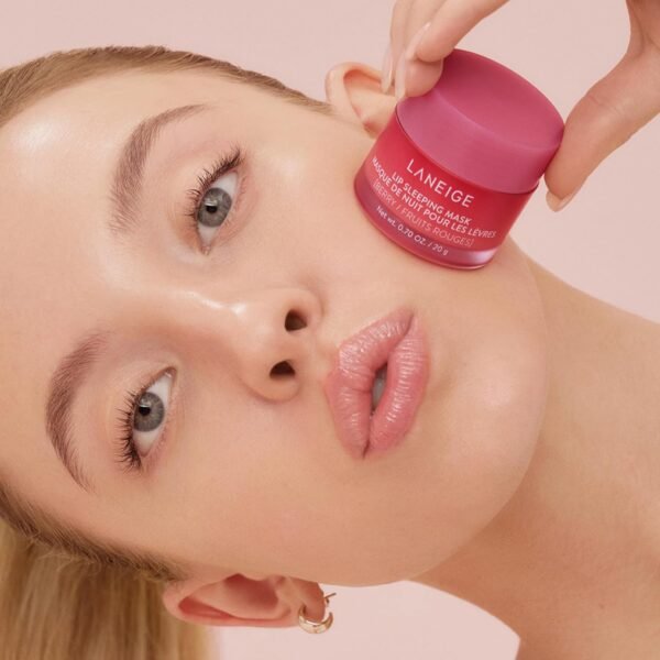 71Tz5UOVEbL._SL1500_.jpg LANEIGE Lip Sleeping Mask: Nourish, Hydrate, Vitamin C, Murumuru & Shea Butter, Antioxidants, Flaky, Dry Lips