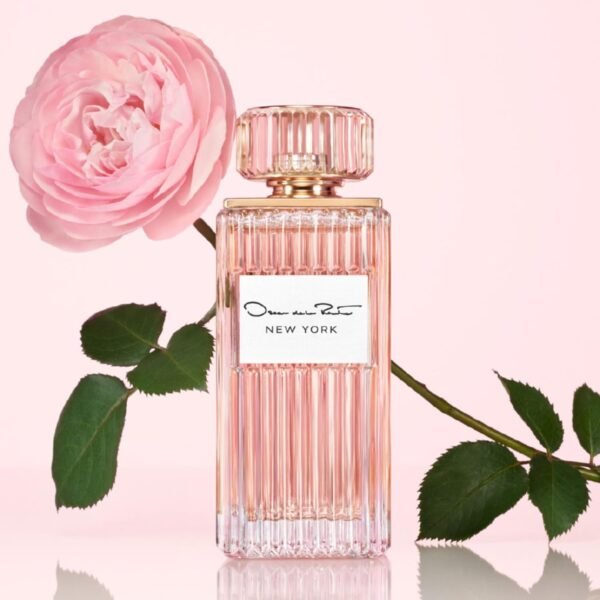 71exbZ0EyOL._SL1500_.jpg Oscar de la Renta New York Eau de Parfum