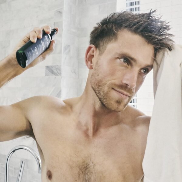 Brickell Men's Texturizing Sea Salt Spray for Men, Natural & Organic, Alcohol-Free, Lifts and Texturizes Hair for a Beach or Surfer Hair Style, 6 Ounce