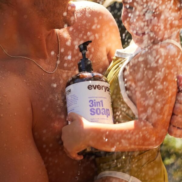 Everyone 3-in-1 Soap, Body Wash, Bubble Bath, Shampoo, 32 Ounce (Pack of 2), Lavender and Aloe, Coconut Cleanser with Organic Plant Extracts and Pure Essential Oils (Packaging May Vary)