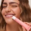 810svqoDCvL._SL1500_.jpg Summer Fridays Tinted Lip Butter Balm - Conditioning Vegan Lip Balm for Instant Moisture, Shine & Hydration - Sheer-Tinted, Soothing Skincare - Pink Sugar (.5 Oz)