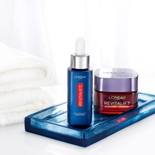 81H8tdsZzQL._SL1500_.jpg L'Oreal Paris Revitalift Triple Power Anti-Aging Face Moisturizer, Pro Retinol, Hyaluronic Acid & Vitamin C, Reduce Wrinkles 2.55 Oz