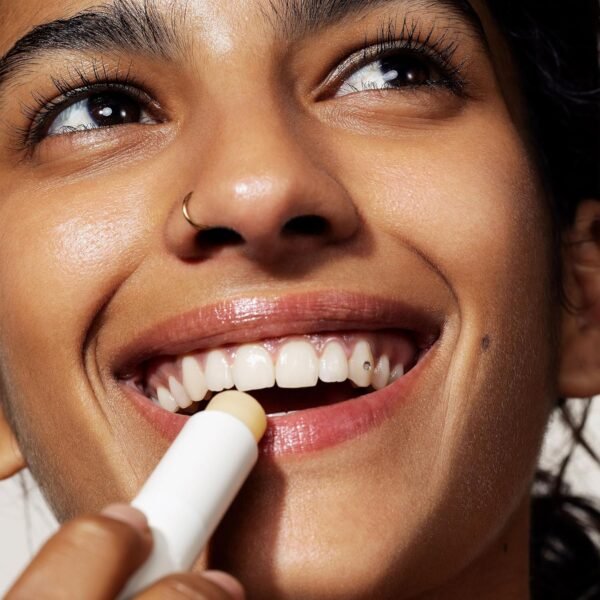 91XdNSk6u0L._SL1500_.jpg Melixir Vegan Lip Butter #01 Agave(Clear) (+11 more colors), Bee Free, Petrolatum Free, Deep Nourishing Plant-Based Vegan Chapstick, Lip Balm for Dry, Cracked and Chapped Lips