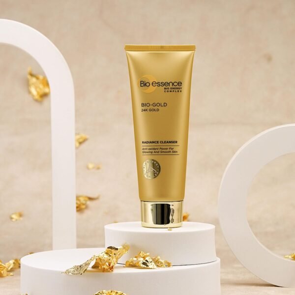 24K Gold Radiance Face Cleanser, Niacinamide Face Wash for Women, Collagen Amino Acid, Hydrating Face Cleanser for Glowing Skin, Ideal for All Skin Types, Antioxidant, Anti Ageing, 100g 3.53