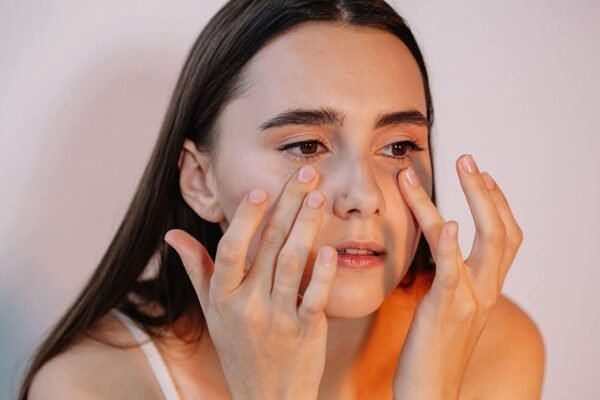 61Zj5ZXaNAL._SL1500_.jpg Face Care Oil 60 Soft Gel Capsules, Vitamin E Oil Softgel Face Capsules Anti Ageing,glow skin for skin glow facial.(Pack of 1)