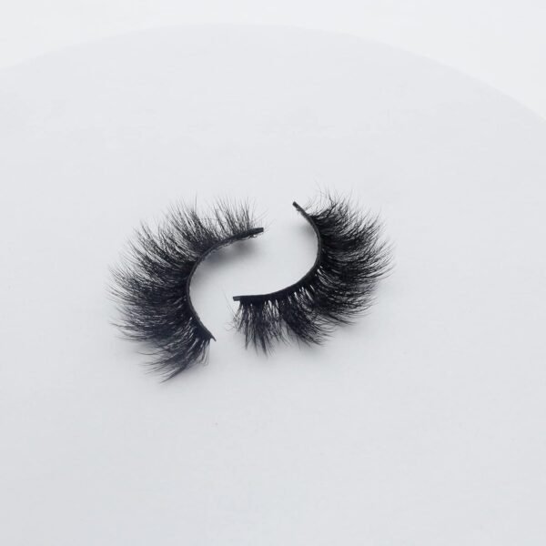 61dwro3jscL._SL1500_.jpg False Eyelashes Cat Eye Lashes Faux Mink Lashes Natural Look Fluffy Wispy Lashes That Look Like Extensions Pestañas Postizas D Curl Lash Strips Short Fox Eye Lashes 7 Pairs Pack