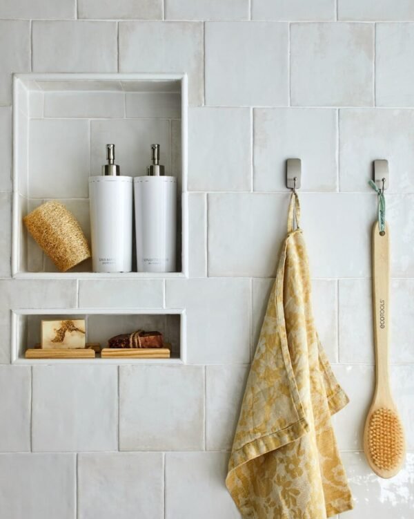 Command Small Bath Hook, Holds up to 1 lb, 1 Satin Nickel Shower Hook with 2 Water Resistant Command Strips, Damage Free Bathroom Organization