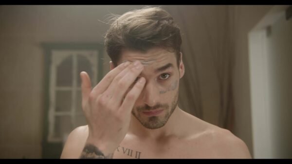 MOJO Skin Anti-Ageing Moisturiser with Hyaluronic Acid, Collagen & Jojoba Oil | Soothes, Hydrates and Protects to reduce fine lines and wrinkles | Luxury Scented | Men's Face Cream 75ml