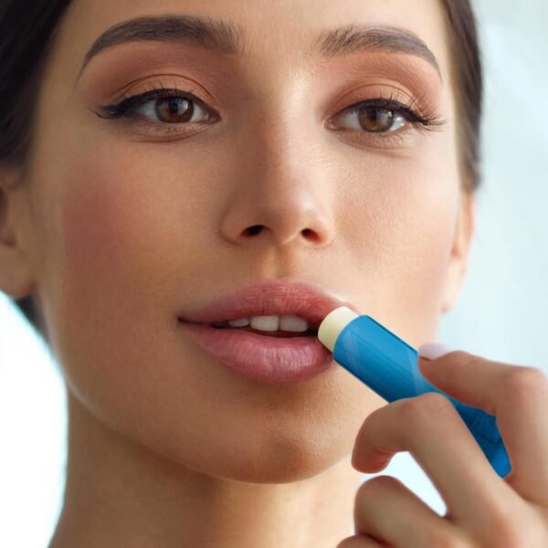 61xpDEzRNtL._AC_SL1500_.jpg Blistex Lip Infusions Hydrate Lip Balm Lip Protectant Lip Moisturizer with Smooth Finish 0.13 Ounce