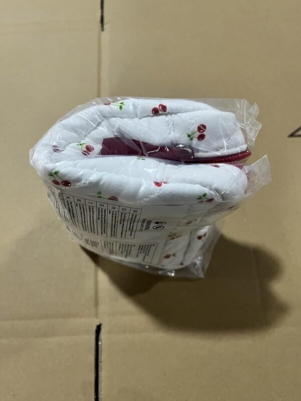 710xIFp6c8L._AC_SL1500_.jpg Prite Large Makeup Bag for Women Quilted Floral Cotton Cosmetic Bag Cute Coquette Aesthetic Floral Travel Toiletry Bag (Red Berries)