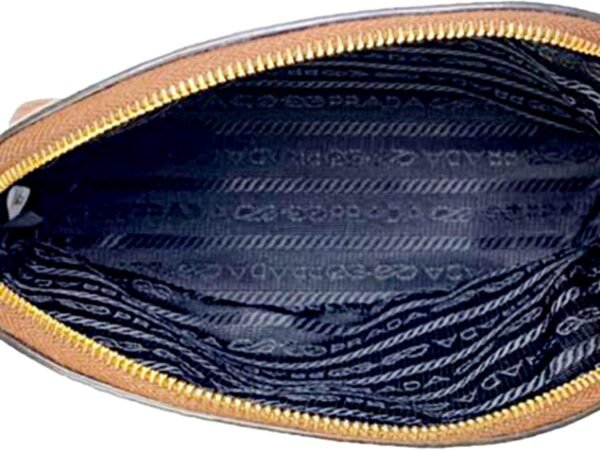 71EAhzpLV4L._AC_SL1500_.jpg Prada Contenitore Caramel Brown Pebbled Leather Cosmetic Case Clutch Bag 1ND005