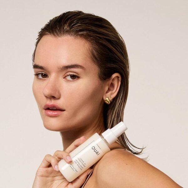 OUAI Leave In Conditioner & Heat Protectant Spray - Prime Hair for Style, Smooth Flyaways, Add Shine and Use as Detangling Spray - No Parabens, Sulfates or Phthalates (1.5 oz)