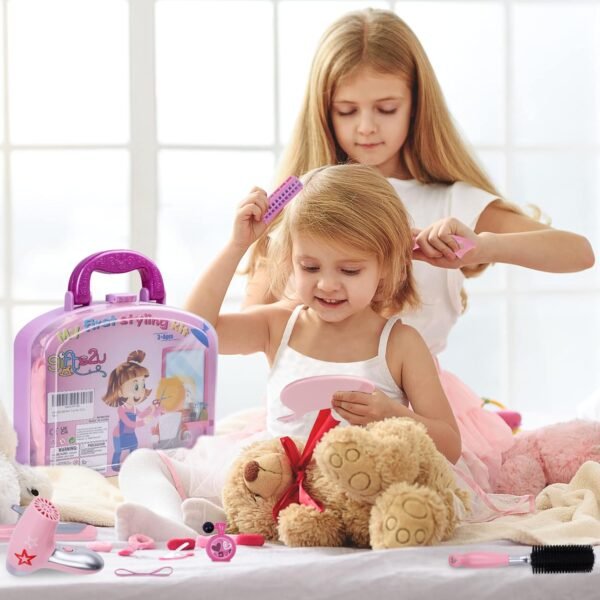 71tFlZRw5KL._AC_SL1500_.jpg Gifts2U Girls Beauty Salon Set, 23 Pcs Kids Beauty Salon Toy Kit Pretend Hair Styling Set for Girls with Blow Dryer, Barber Costume Apron, Scissors and Stylist Accessories