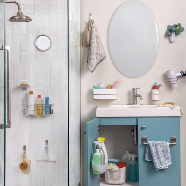 Command Large Double Bathroom Wall Hook, Damage Free Hanging Bath Hook with Adhesive Strip, Double Hook for Hanging Bath Towels, 1 Satin Nickel Colored Wall Hook and 1 Water-Resistant Command Strip