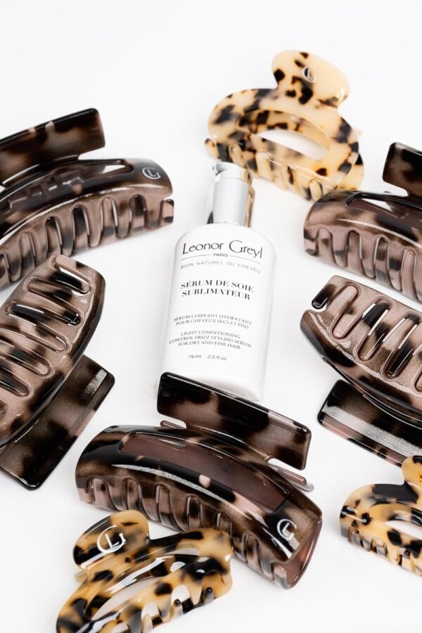 Leonor Greyl Frizz Control & Light Conditioning Styling Serum Paris - Serum De Soie Sublimateur - For Dry and Fine Hair (2.5 Oz)