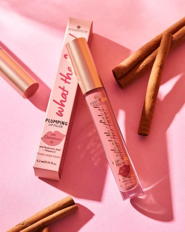 essence | What the Fake! Plumping Lip Filler | Volumizing Lip Gloss Made With Hyaluronic Acid and Vitamin E | Vegan & Cruelty Free, Gluten Free | Free From Fragrance & Parabens (02 | Oh My Nude!)