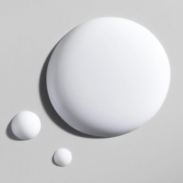 Wella Professionals ULTIMATE REPAIR Protective Leave-In Treatment for Damaged Hair | Thermal, UV Protection | Repairs & Smoothens | For All Hair Types | 4.7 Fl Oz