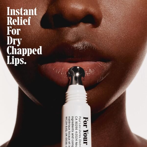 81mVTOM1LML._SL1500_.jpg Nécessaire The Lip Balm | Hydrating Lip Balm for Women and Men, Clear, Mint, Multi-Ceramide, Treatment Balm | Instant Relief for Dry, Chapped Lips | Cooling Hypoallergenic Tip | Non-Sticky (0.5 fl oz)