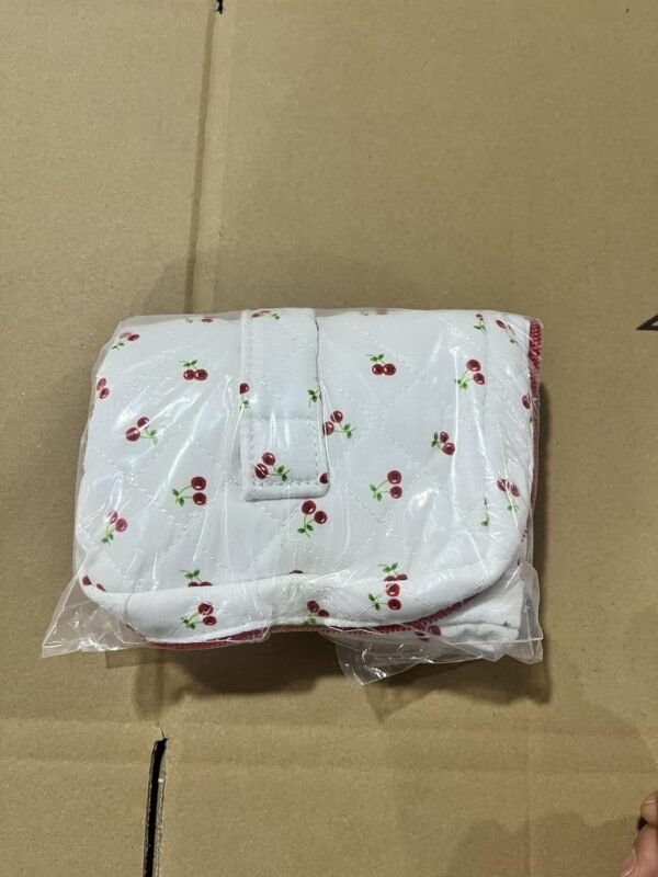 81oHUUWxBL._AC_SL1500_.jpg Prite Large Makeup Bag for Women Quilted Floral Cotton Cosmetic Bag Cute Coquette Aesthetic Floral Travel Toiletry Bag (Red Berries)