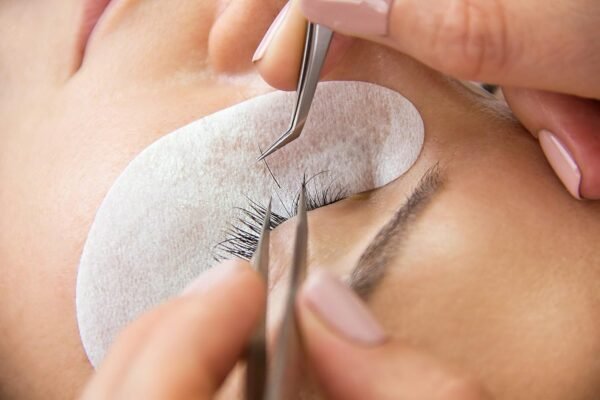 Eyelash Extension Glue Sky S+ / Strong Black Adhesive (0.17fl.oz / 5ml) / 1-2 Sec Dry Time/Retention - 7 Weeks/Professional Supplies/Stacy Lash