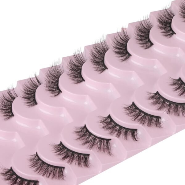 81w8C5bJyDL._SL1500_.jpg FANXITON Half Lashes Natural Look Wispy 10 Pairs Cat Eye Lashes 3D False Eyelashes Full Soft 15 MM Short Faux Mink Lashes Sets Pack