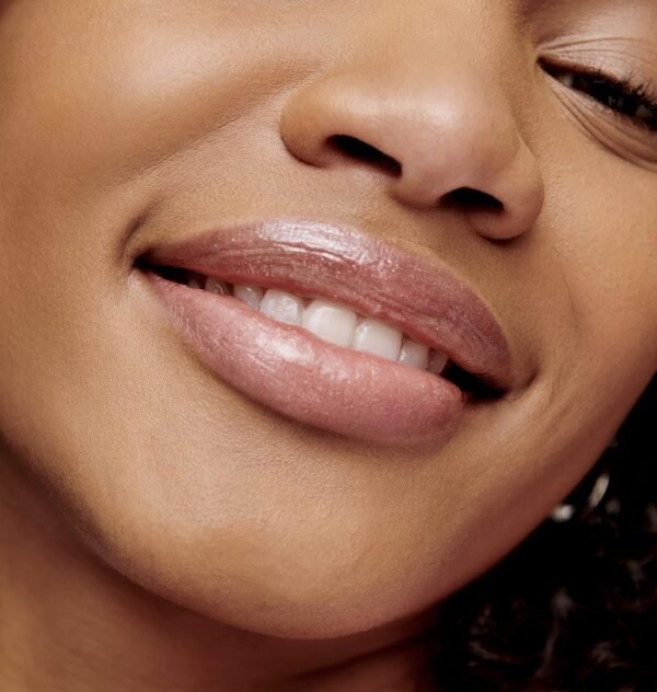 91CBie5-meL._SL1500_.jpg jane iredale HydroPure Hyaluronic Lip Gloss | Hydrating Gloss Plumps, Exfoliates and Smooths | Non-Sticky | Vanilla Scent | Vegan and Cruelty Free