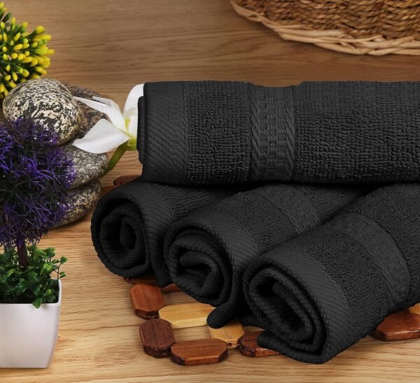 Utopia Towels 8 Piece Premium Towel Set, 2 Bath, 2 Hand, and 4 Wash Cloths, 600 GSM 100% Ring Spun Cotton, Highly Absorbent Towels for Bathroom, Gym, Hotel, and Spa, Black
