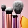 Real Techniques 5 Piece Everyday Essentials Makeup Brush Set, Includes 4 Brushes & Makeup Sponge, For Foundation, Blush, Bronzer, Contour, Eyeshadow, & Powder, Travel Gift Set, Cruelty-Free & Vegan